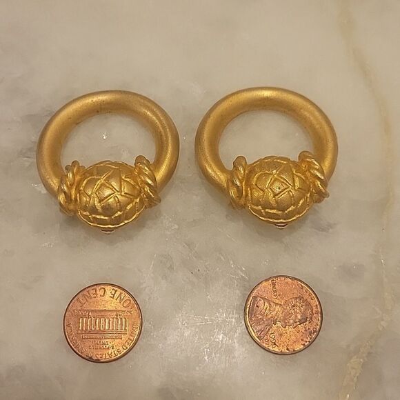VTG Givenchy 80s 90s Gold Large Door Knocker Clip Retro Big Statement Earrings - Picture 9 of 9